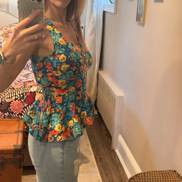 Audrey | Backless Floral Peplum  Blouse | Multi-color | Size : M - Picture 6 of 7